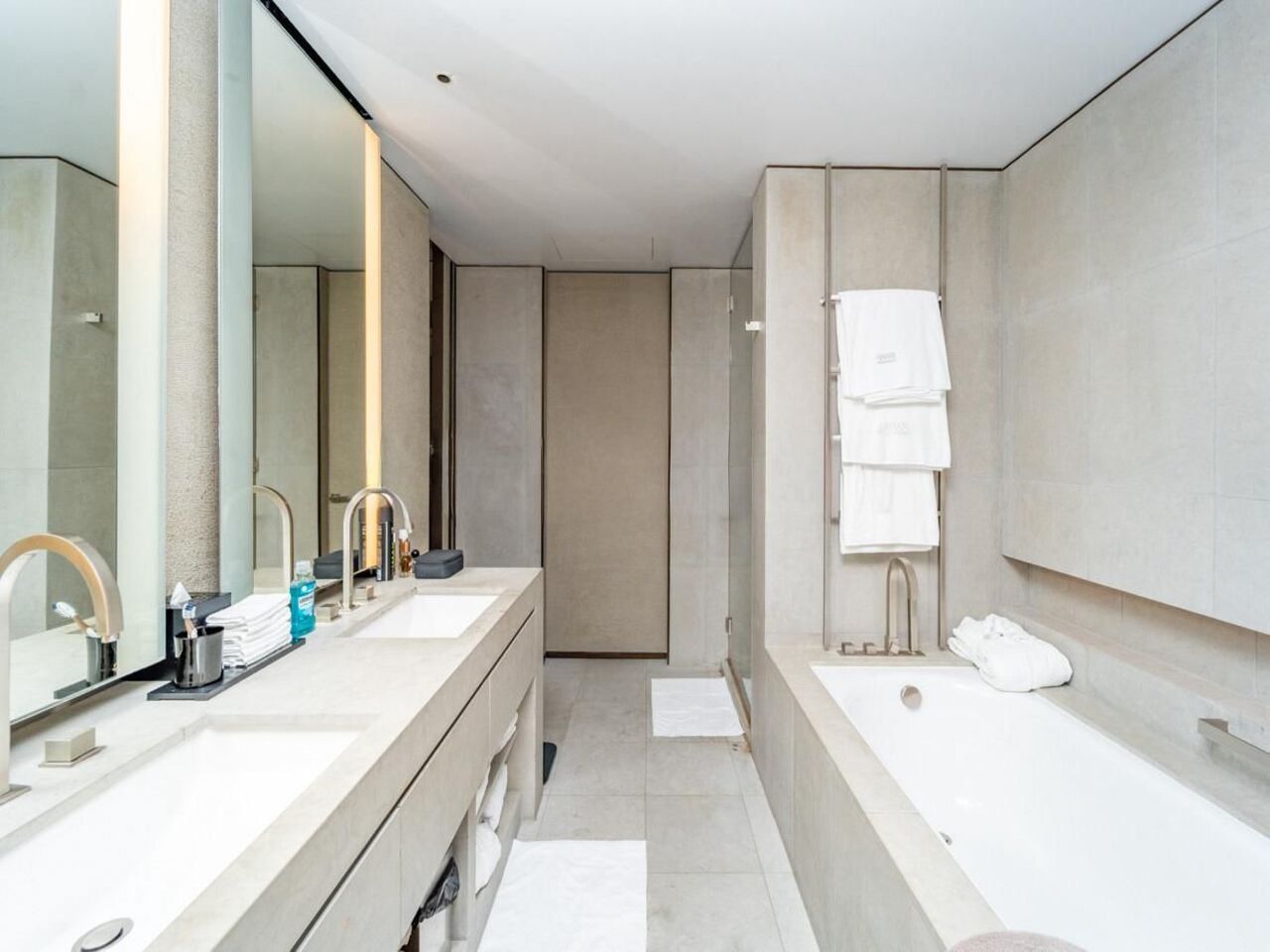 Armani Residence – Burj Khalifa Apartment